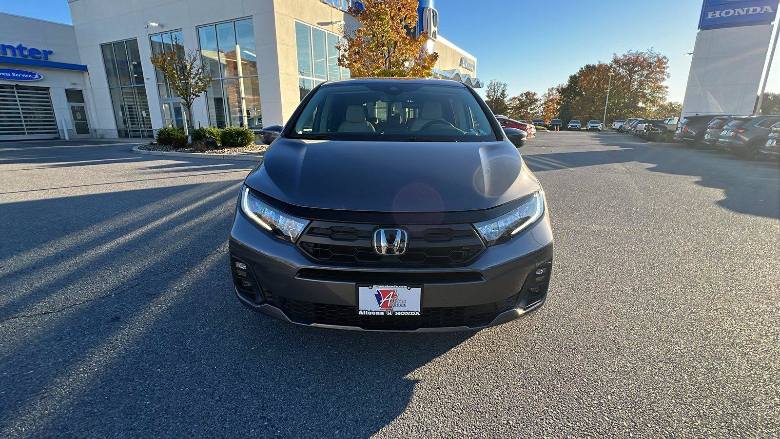 Certified 2025 Honda Odyssey EX-L image 9