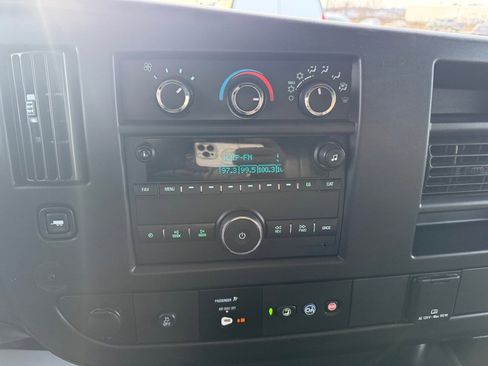 Used 2020 Chevrolet Express 2500 w/ Driver Convenience Package image 25