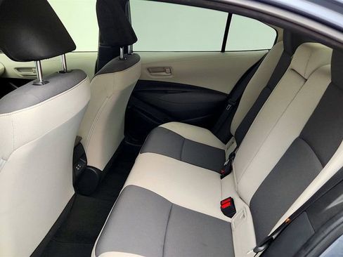Used 2025 Toyota Corolla LE FWD image 19