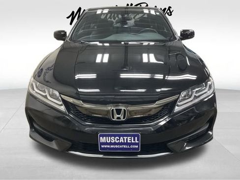 Used 2017 Honda Accord EX-L image 2