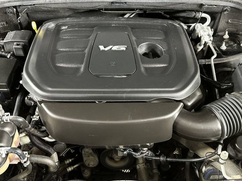 Used 2019 Dodge Durango SXT AWD/4WD image 28