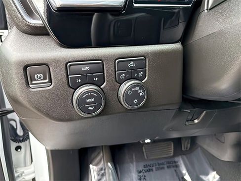 Certified 2023 Chevrolet Silverado 1500 LT image 17