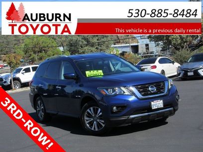 Used 2019 Nissan Pathfinder SV