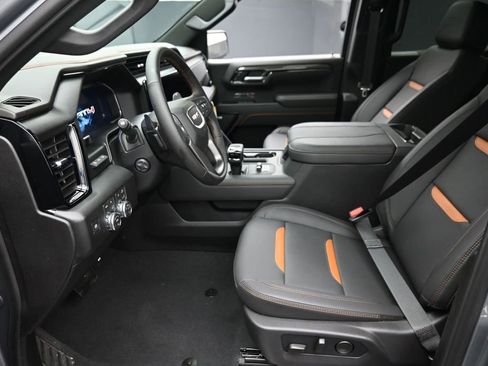 New 2026 GMC Sierra 1500 AT4 w/ AT4 Premium Package AWD/4WD image 17