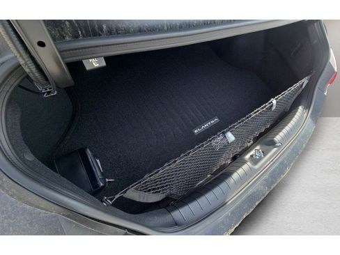 New 2026 Hyundai Elantra SEL Sport Premium FWD image 9