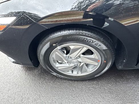 New 2026 Hyundai Elantra SE image 21