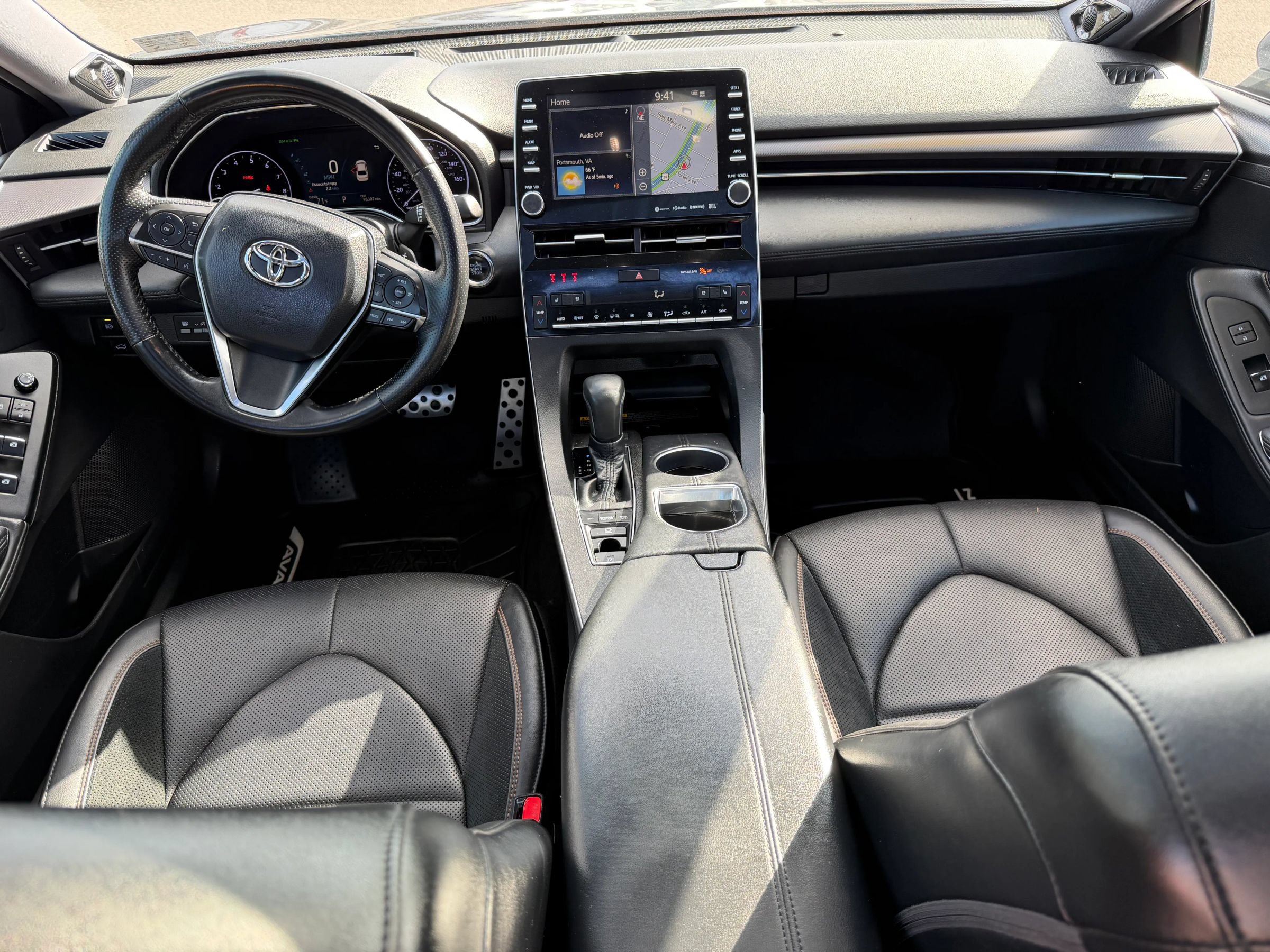 Used 2019 Toyota Avalon Touring w/ Advanced Safety Package FWD image 21