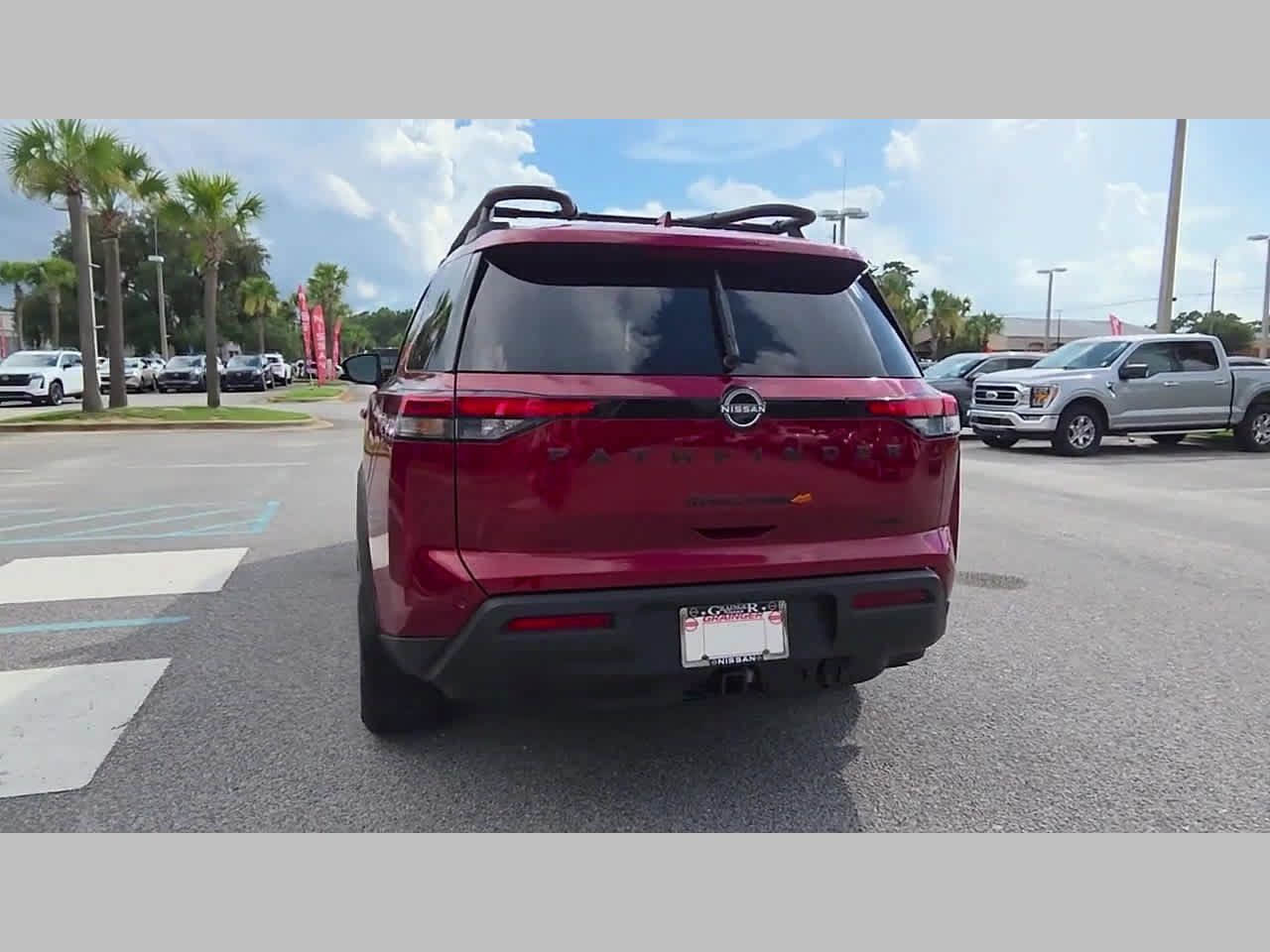 Used 2024 Nissan Pathfinder Rock Creek AWD/4WD image 28