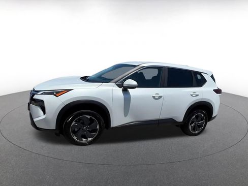 Used 2025 Nissan Rogue SV FWD image 8