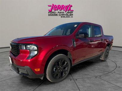 New 2025 Ford Maverick XLT w/ Black Appearance Package