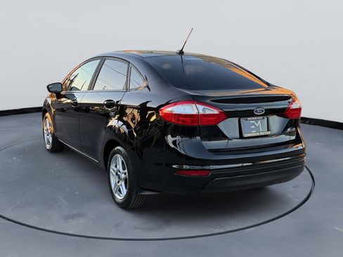 Used 2017 Ford Fiesta SE image 7