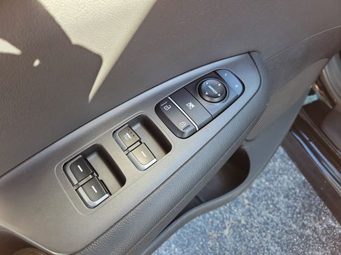 Used 2017 Kia Optima LX w/ Option Group 014 image 19