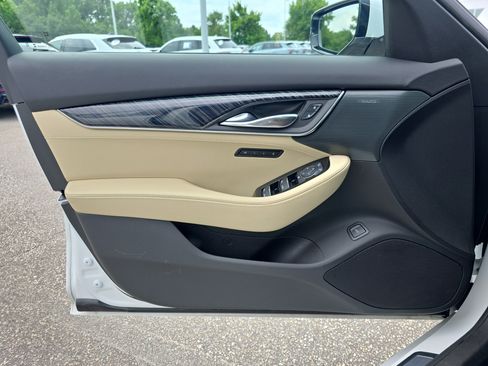 Used 2025 Cadillac CT5 Premium Luxury RWD image 24