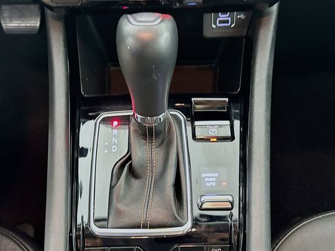 Used 2022 Jeep Compass Limited image 24