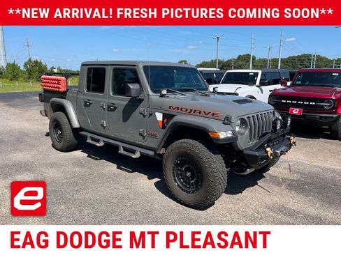 Used 2022 Jeep Gladiator Mojave w/ Cold Weather Group AWD/4WD image 1