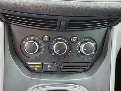 Used 2015 Ford Escape SE FWD image 25