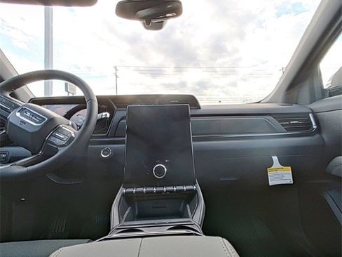 New 2026 GMC Terrain AT4 w/ LPO, Floor Liner Package image 25