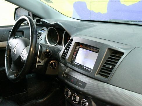 Used 2013 Mitsubishi Lancer SE image 10