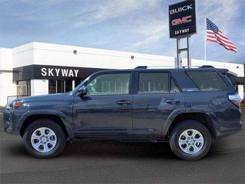 Used 2024 Toyota 4Runner SR5 image 8