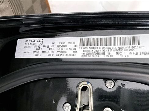 Used 2017 RAM 1500 Laramie w/ Convenience Group image 30