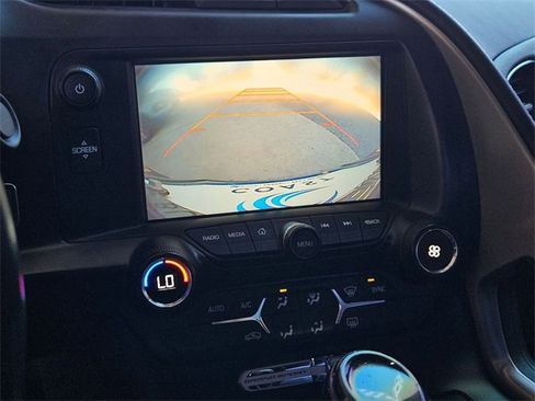 Used 2017 Chevrolet Corvette Grand Sport w/ Carbon Flash Badge Package image 18