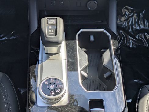 New 2025 Mitsubishi Outlander S image 20