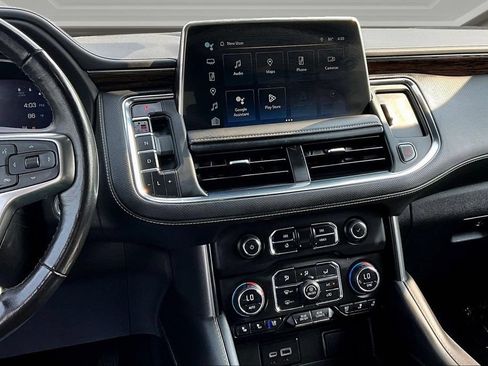 Used 2023 Chevrolet Suburban Premier AWD/4WD image 9