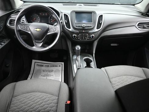 Used 2018 Chevrolet Equinox LT image 14