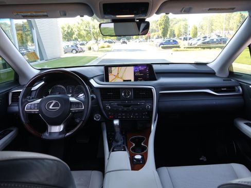Used 2018 Lexus RX 350L FWD image 16