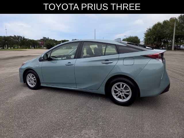 Used 2016 Toyota Prius Three FWD image 5