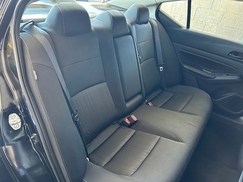 Used 2025 Nissan Altima 2.5 SV FWD image 28