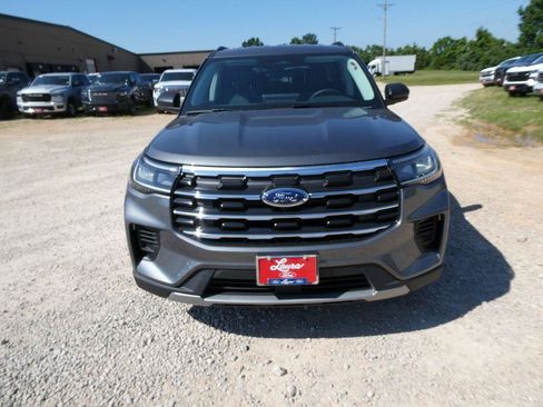 New 2026 Ford Explorer Active AWD/4WD image 10