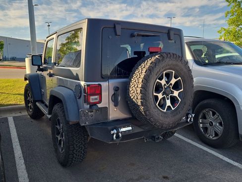 Used 2016 Jeep Wrangler Sport w/ Quick Order Package 24S AWD/4WD image 2