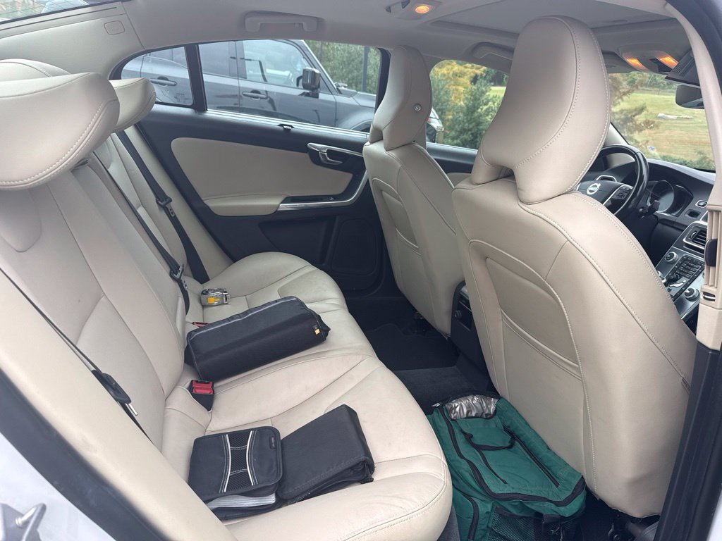 Used 2017 Volvo S60 T5 Inscription FWD image 14