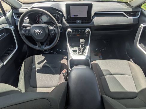 Used 2025 Toyota RAV4 XLE FWD image 15
