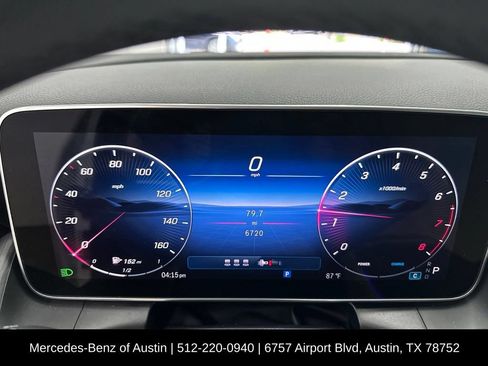Used 2026 Mercedes-Benz GLC 300 image 10