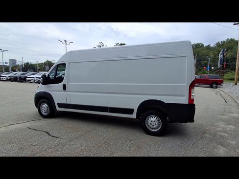Used 2026 RAM ProMaster 2500 w/ Convenience Group FWD image 6