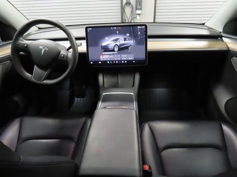 Used 2023 Tesla Model Y Long Range AWD/4WD image 10