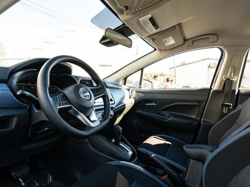 Used 2025 Nissan Versa SV w/ Trunk Package FWD image 25