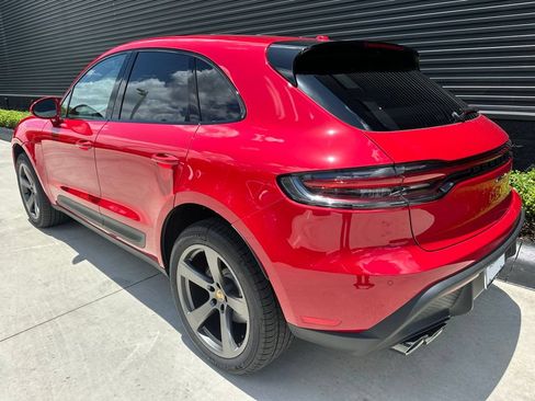 Used 2026 Porsche Macan AWD/4WD image 3