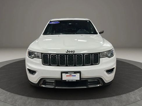 Used 2017 Jeep Grand Cherokee Limited w/ Trailer Tow Group IV image 8