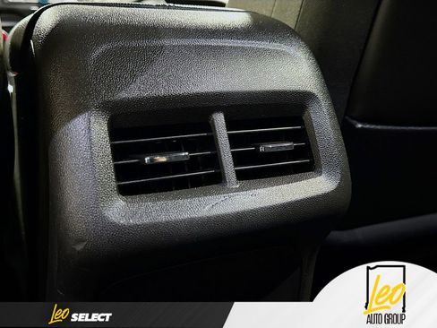 Used 2021 GMC Terrain SLE w/ Driver Convenience Package FWD image 27