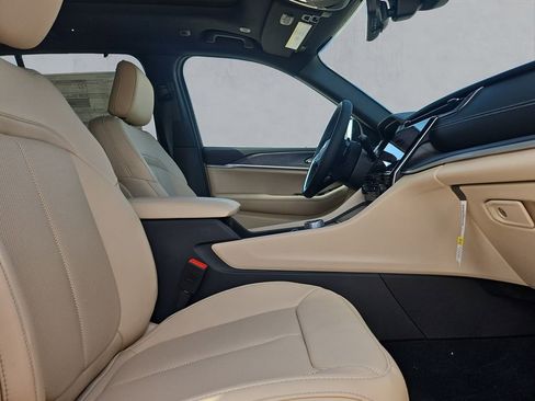 New 2025 Jeep Grand Cherokee Limited w/ Luxury Tech Group II image 15