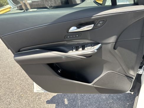 Certified 2024 Cadillac XT4 Sport w/ LPO, Floor Liner Package FWD image 24
