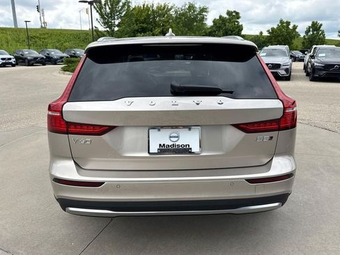 New 2026 Volvo V60 B5 Cross Country Plus w/ Climate Package AWD/4WD image 3