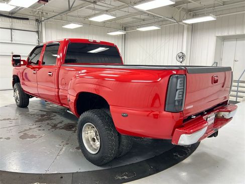 Used 2006 GMC Sierra 3500 SLT w/ Heavy-Duty Power Package image 7