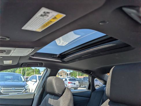 Used 2025 Honda Accord Sport image 29