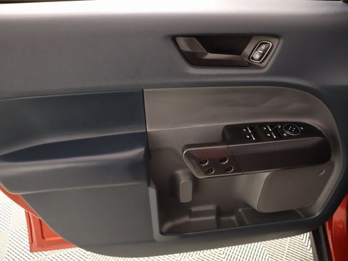 Used 2023 Ford Maverick Lariat w/ Equipment Group 500A Standard image 14