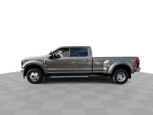 Used 2022 Ford F350 Lariat w/ Lariat Ultimate Package image 7
