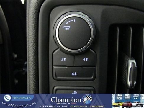 Used 2022 Chevrolet Silverado 2500 Custom w/ Custom Value Package AWD/4WD image 22